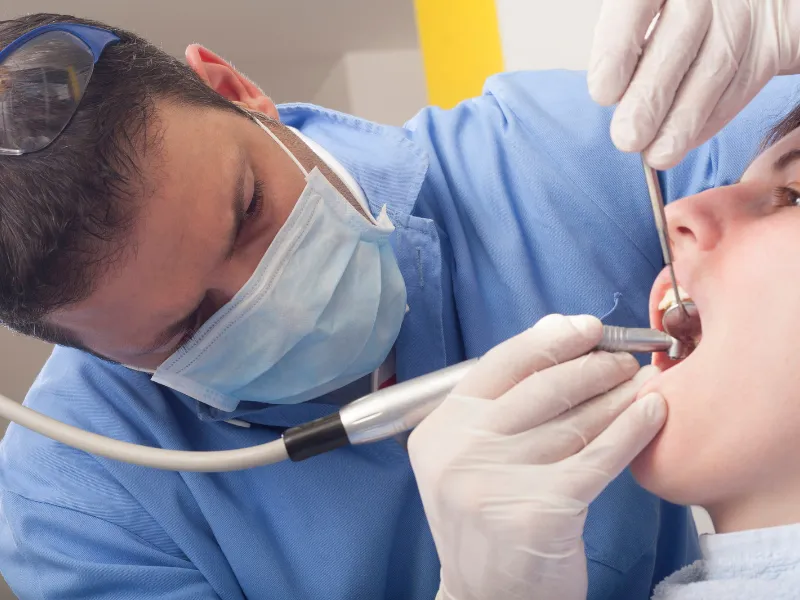 عمليات اسنان الاطفال